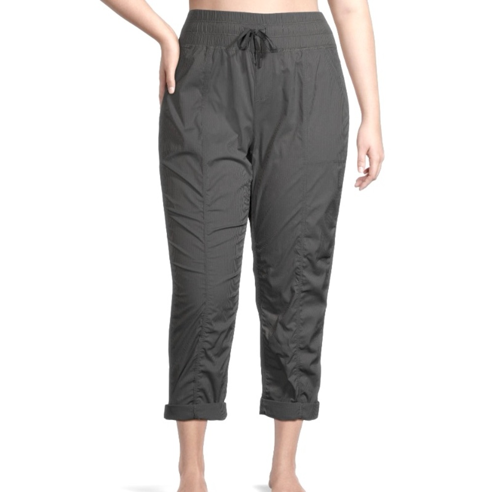 Shambhala Women's Live-In Ease Mid Rise Capri Pants Dark Grey Size Medium